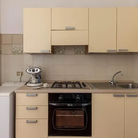 דירה Bed Biancaneve Attico וילאנובה די אוסטוני